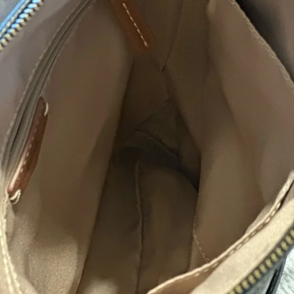 The Sak Black Pebbled Crossbody Bag - Picture 5 of 16